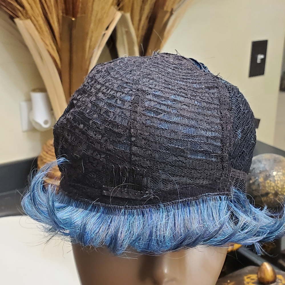 Blue Envy Short Synthetic Wig - Picture 6 of 7
